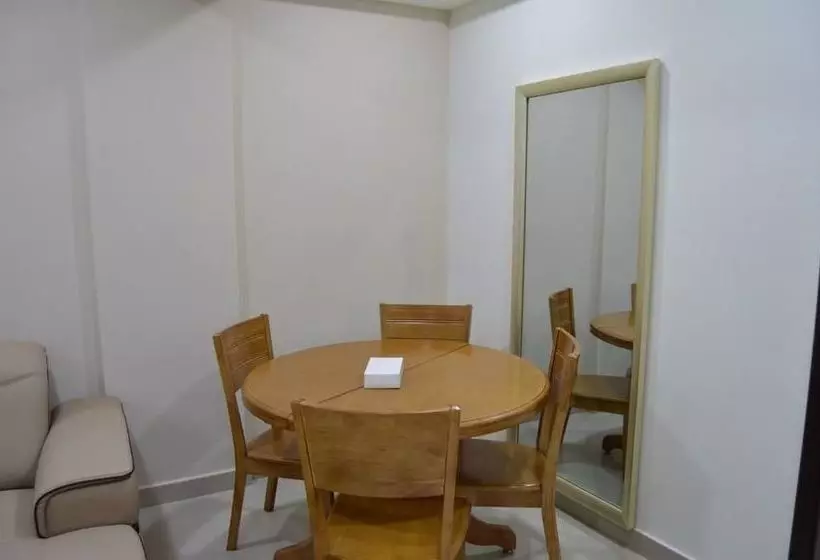 Green Oasis Apartments