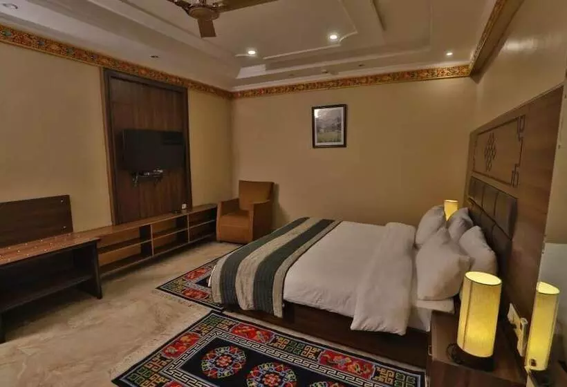 هتل Norbu House