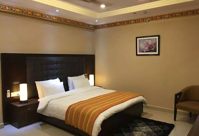 هتل Norbu House