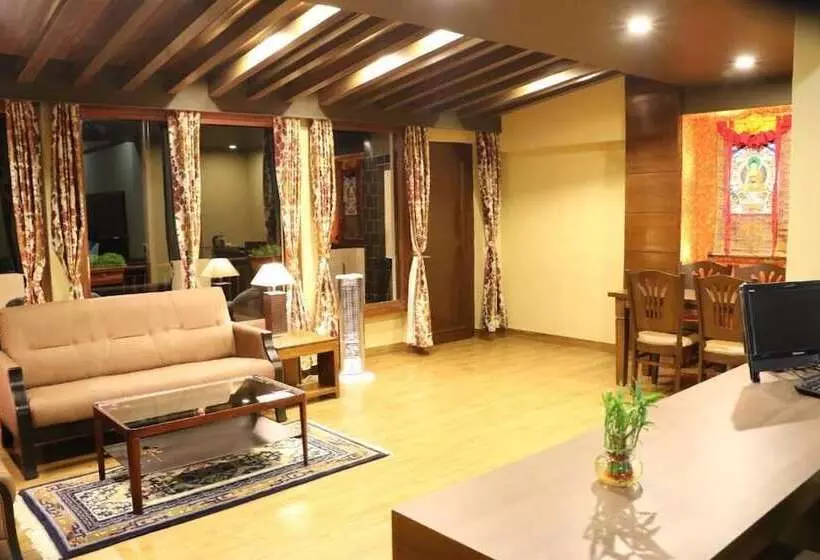 هتل Norbu House