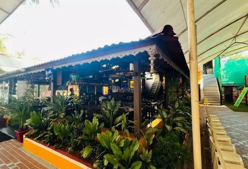 Hotelli Farm House Residency