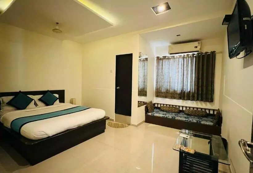 Hotelli Farm House Residency