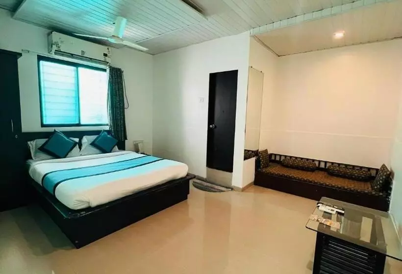 Hotelli Farm House Residency