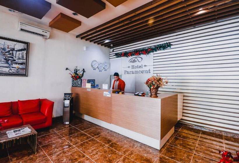 בית מלון כפרי Reddoorz Plus Near Sultan Hasanuddin Airport