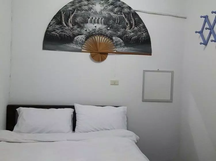 Hotelli Somruthai Resort