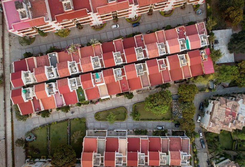 The Ayali, Rishikesh