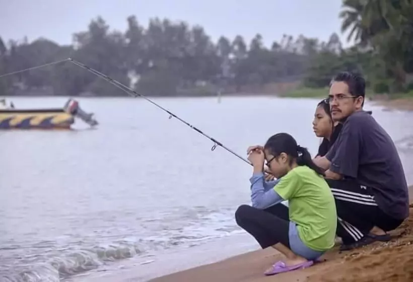 D Pantai Homestay Kuala Sg. Baru