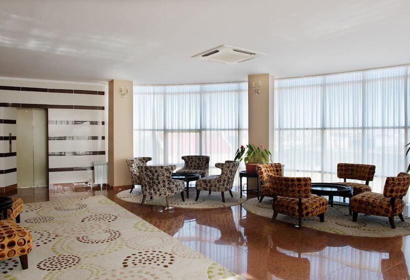 مسافرخانه Mandarin Hotel & Fitness Center