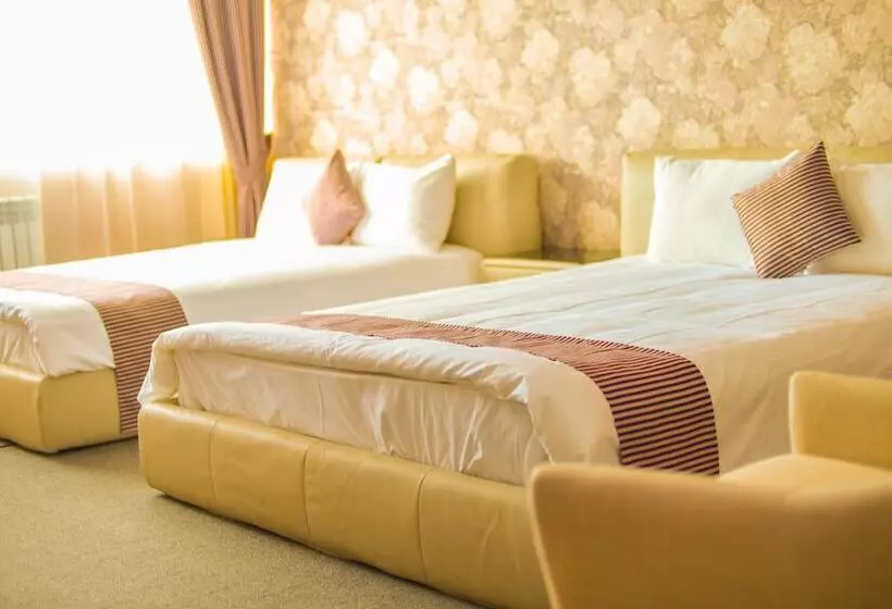 مسافرخانه Mandarin Hotel & Fitness Center