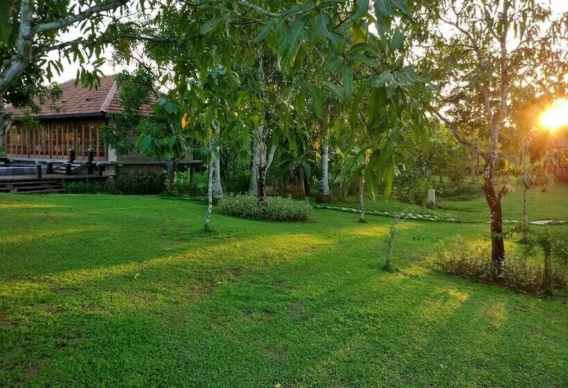 هتل Bulaeinn Villas
