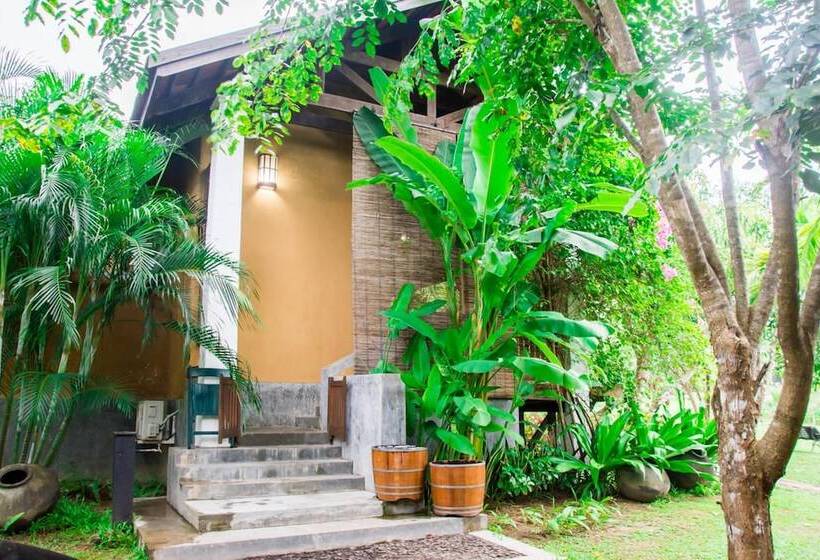 هتل Bulaeinn Villas