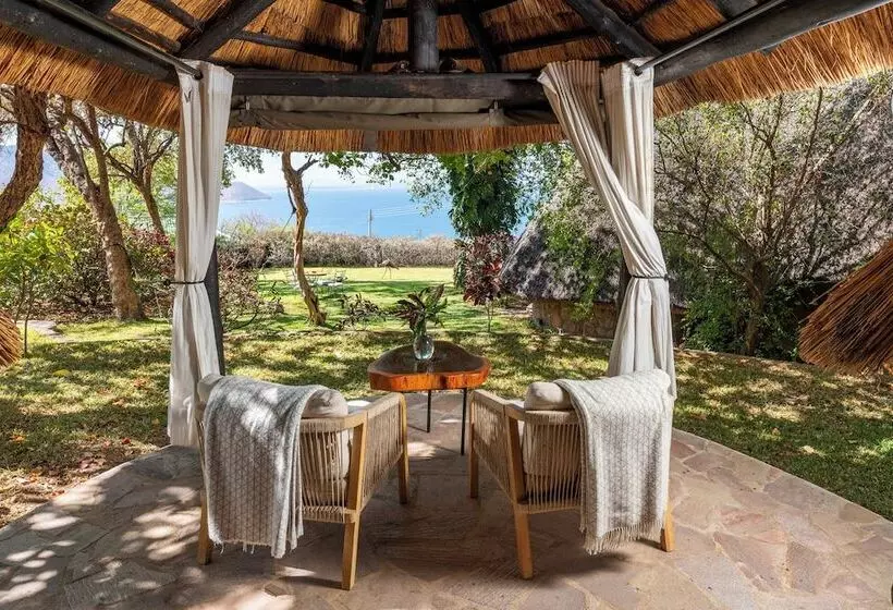 هتل Hornbill Lodge