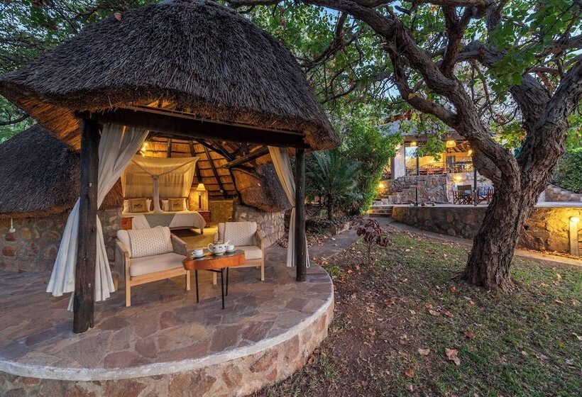 هتل Hornbill Lodge