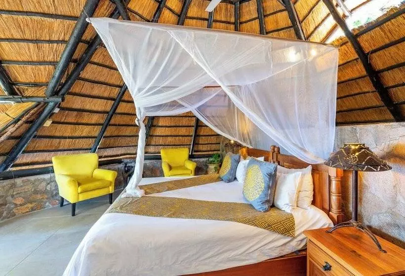 هتل Hornbill Lodge