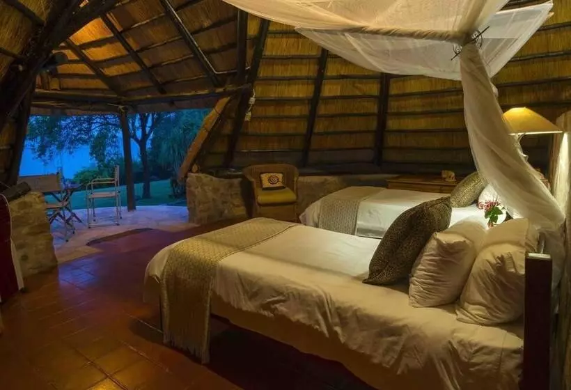 هتل Hornbill Lodge