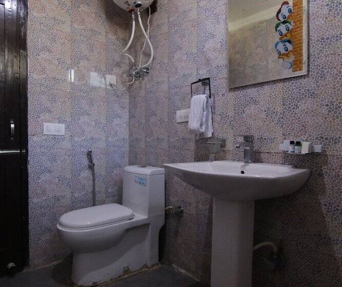 ホテル Raja S Palace