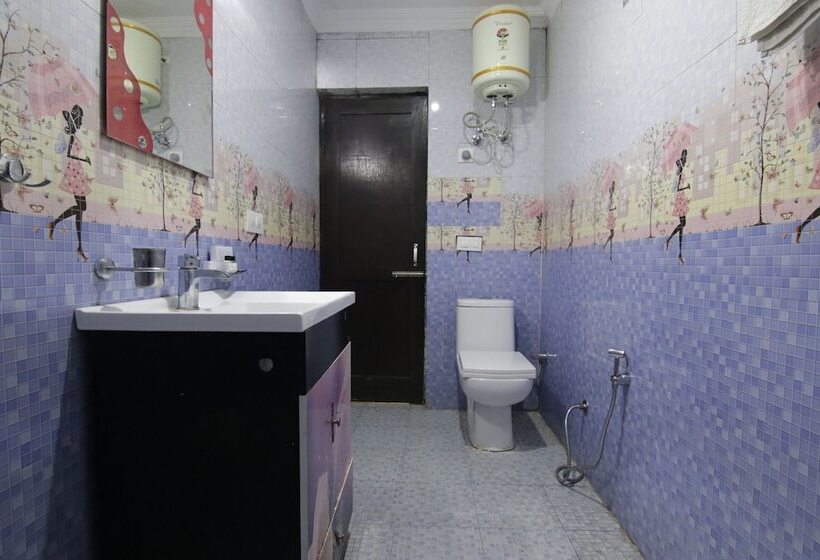 ホテル Raja S Palace