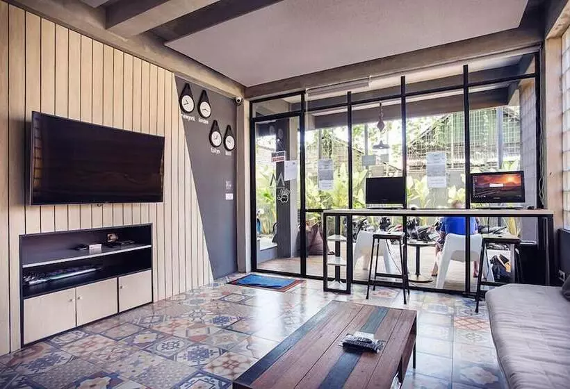 M Boutique Hostel