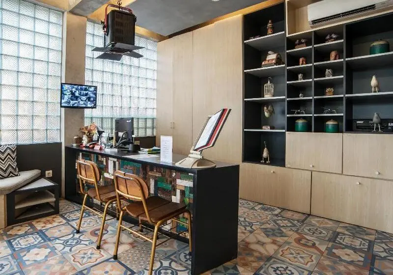 M Boutique Hostel