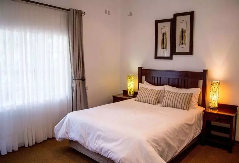 پانسیون Greystone Lodge