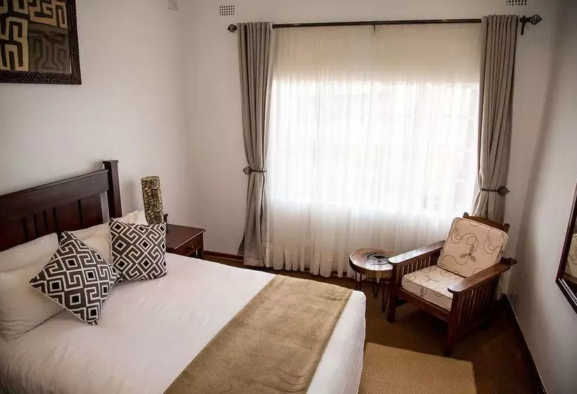 پانسیون Greystone Lodge