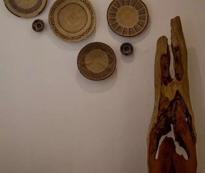 پانسیون Greystone Lodge