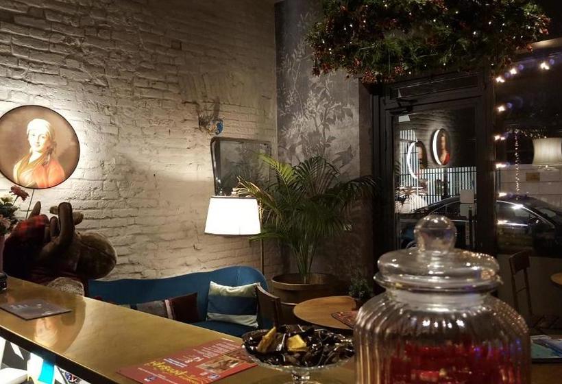 פנסיון Piccola Torre Maison