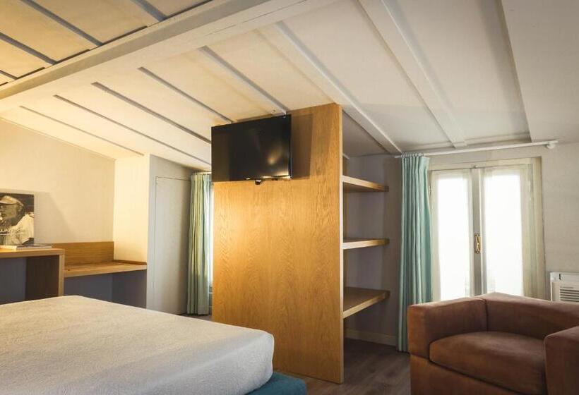 פנסיון Piccola Torre Maison