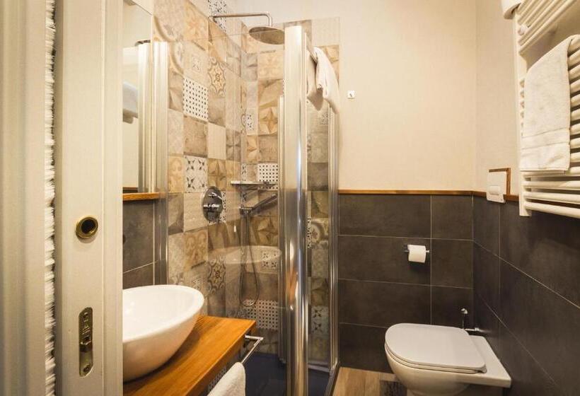 פנסיון Piccola Torre Maison