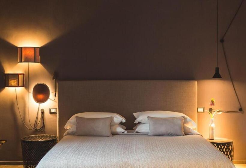 פנסיון Piccola Torre Maison