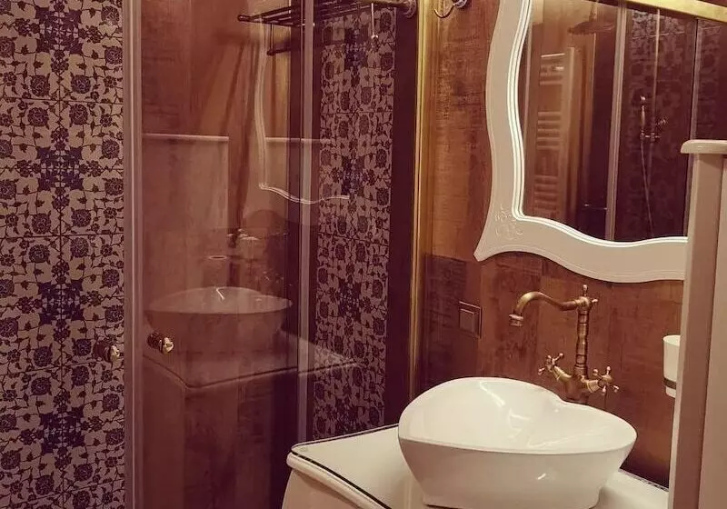 Majatalo Sihirli Kitap Kahve Konuk Evi