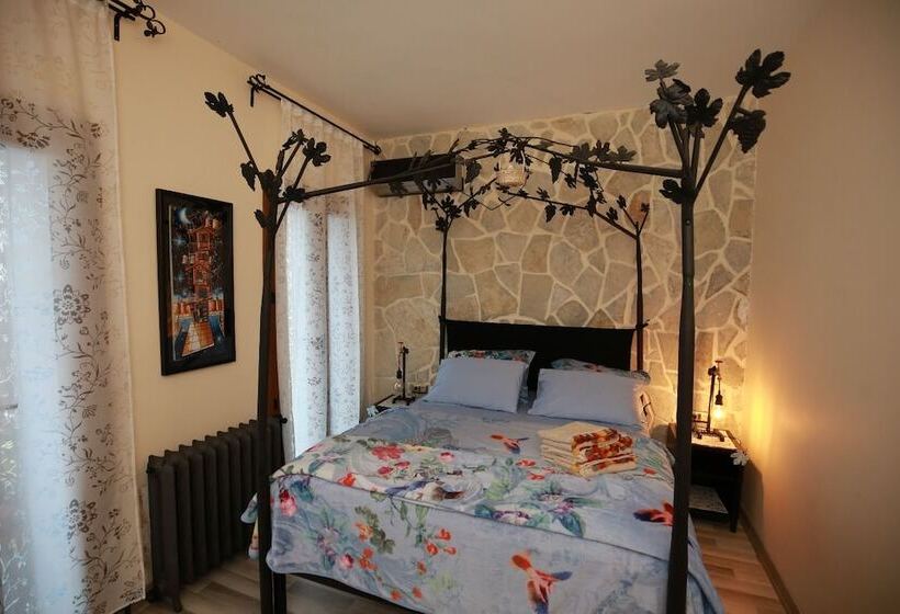 Пансион Sihirli Kitap Kahve Konuk Evi