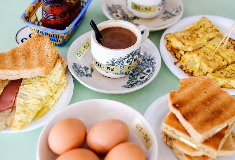 Sheilas Executive Hotel & Lodge