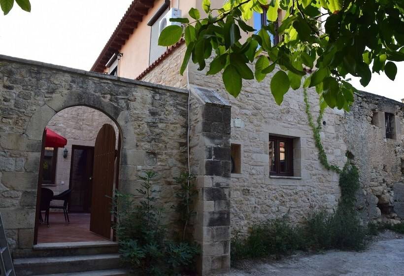 Venetian Cistern Villa