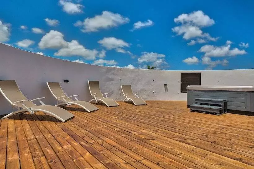 Villa De Haut Standing Diroma