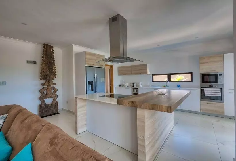 Villa De Haut Standing Diroma