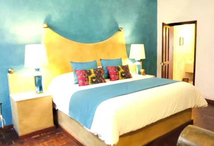 Aamiaismajoitus (B&B) Casa Embrujo Tzintzuntzan