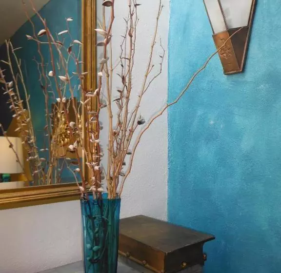 Aamiaismajoitus (B&B) Casa Embrujo Tzintzuntzan