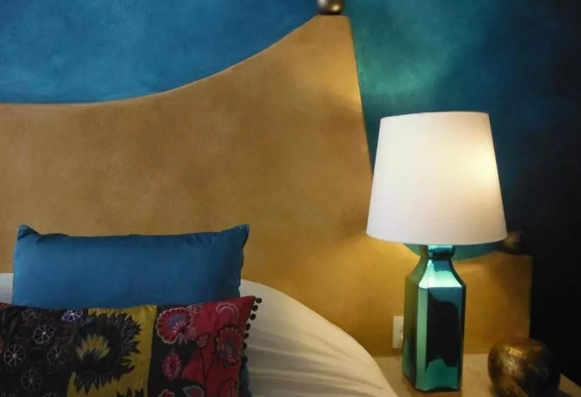 Aamiaismajoitus (B&B) Casa Embrujo Tzintzuntzan