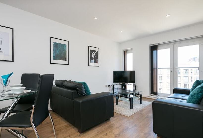 Bluestone Apartments Trinity