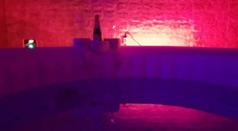مسافرخانه Giannas Relax