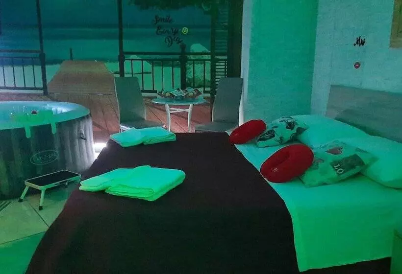 مسافرخانه Giannas Relax