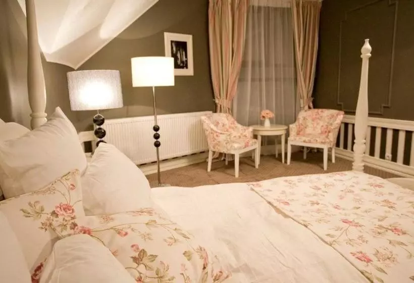 ホテル Akasha Wellness Retreat Adults Only