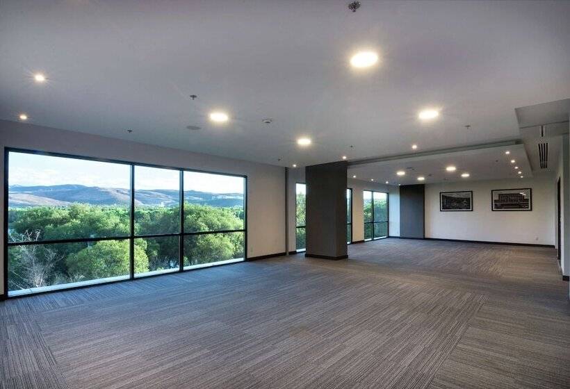 هتل Hampton Inn San Luis Potosi