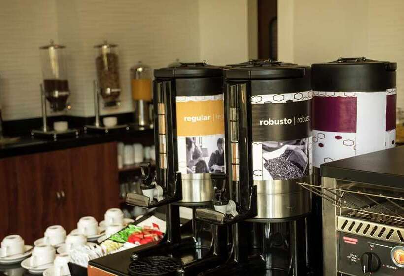 هتل Hampton Inn San Luis Potosi