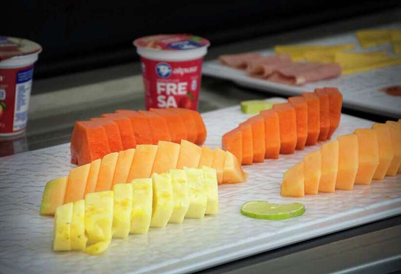 هتل Hampton Inn San Luis Potosi