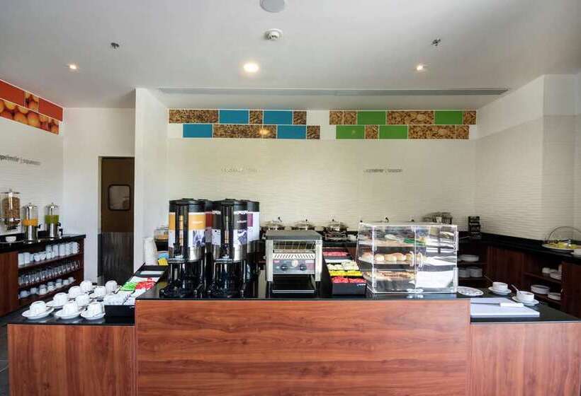 هتل Hampton Inn San Luis Potosi