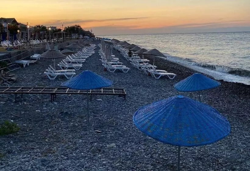 Hotelli Kiyi Butik Pansiyon