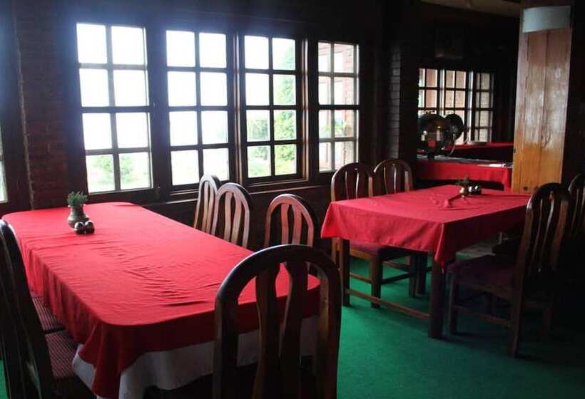 هتل Niva Niwa Lodge