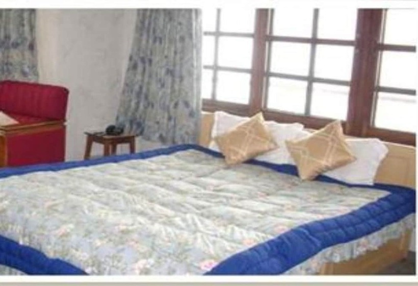 هتل Niva Niwa Lodge